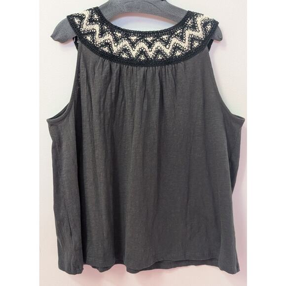 Lucky Brand Embroidered Round Neck Cotton Tank – Size Medium - Picture 4 of 4